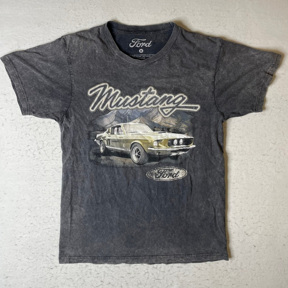 Ford Mustang Graphic T‎ Shirt Mens Medium Washed Black Short Sleeve Cotton